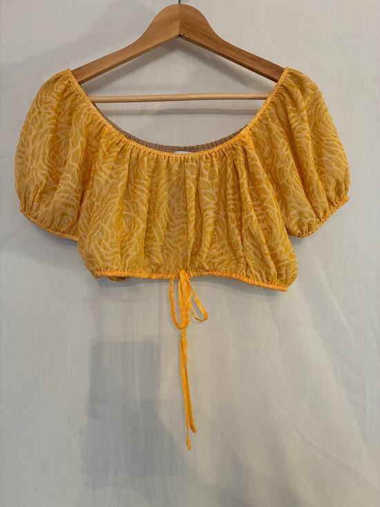 Reformation Tops - Reformation off shoulder yellow crop top size 4